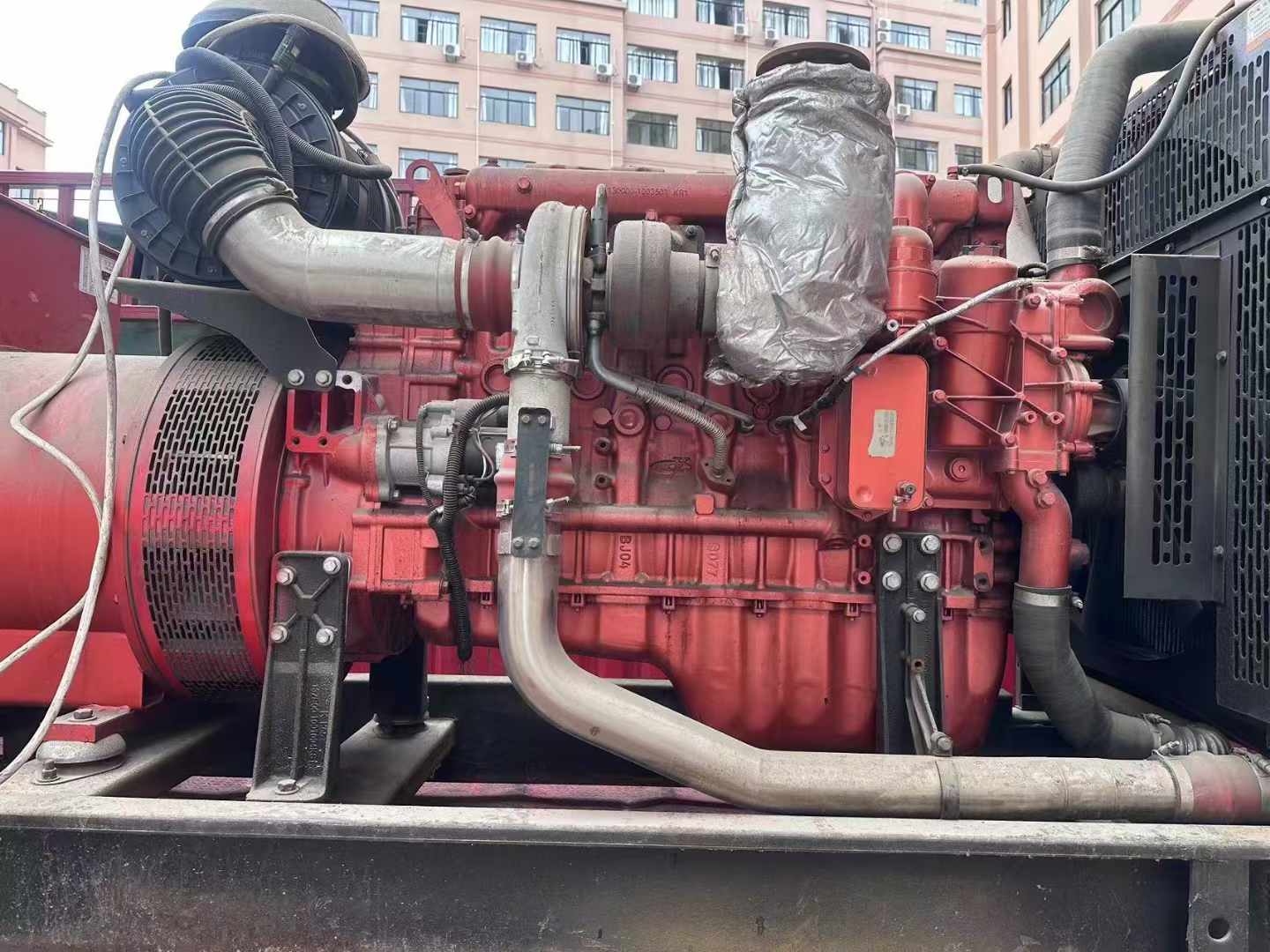 南部如何选择适合 600kW 柴油发电机组的过载保护器？
